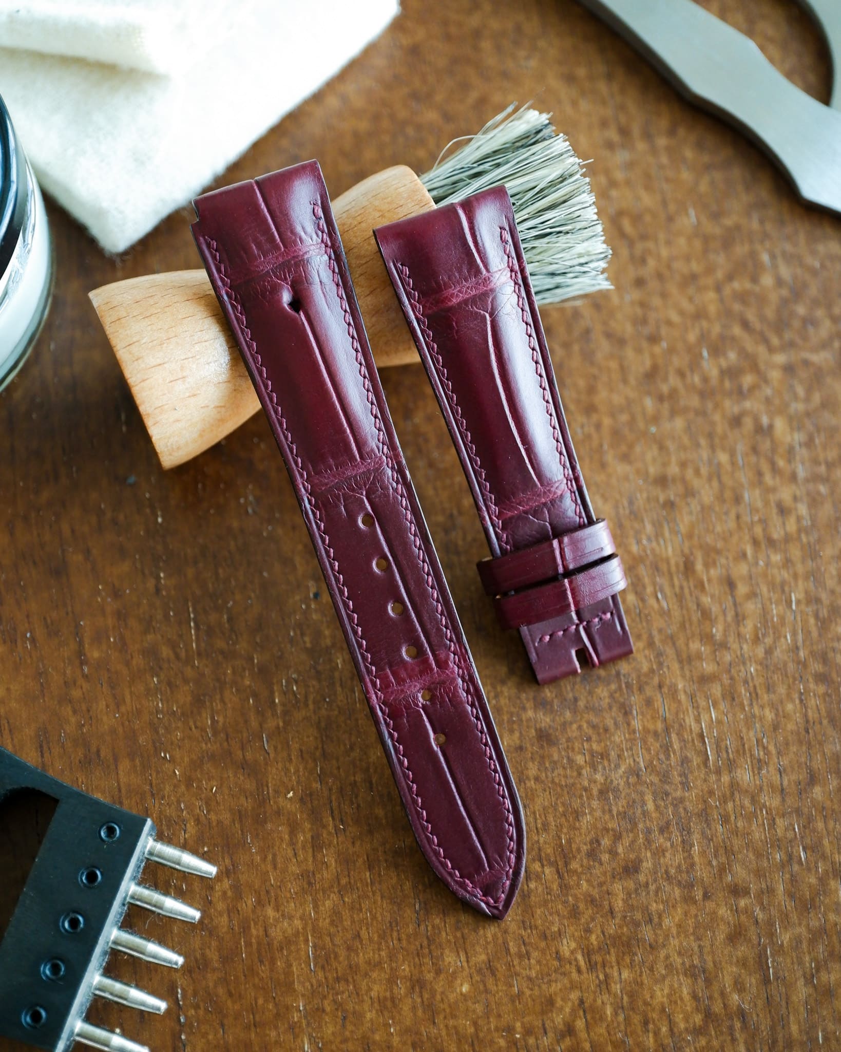 Burgundy alligator watch strap hot sale